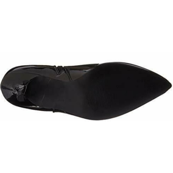 Qupid Women's Portia-05 Fashion Boot - Picture 6 of 6